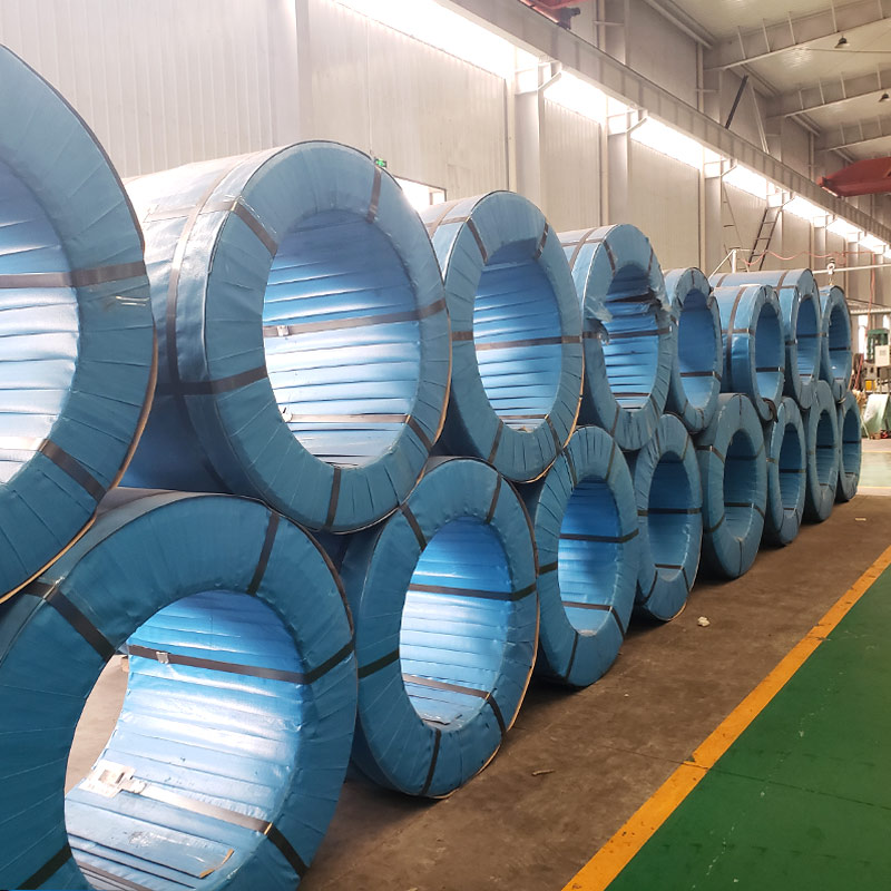 Prestressed steel strand